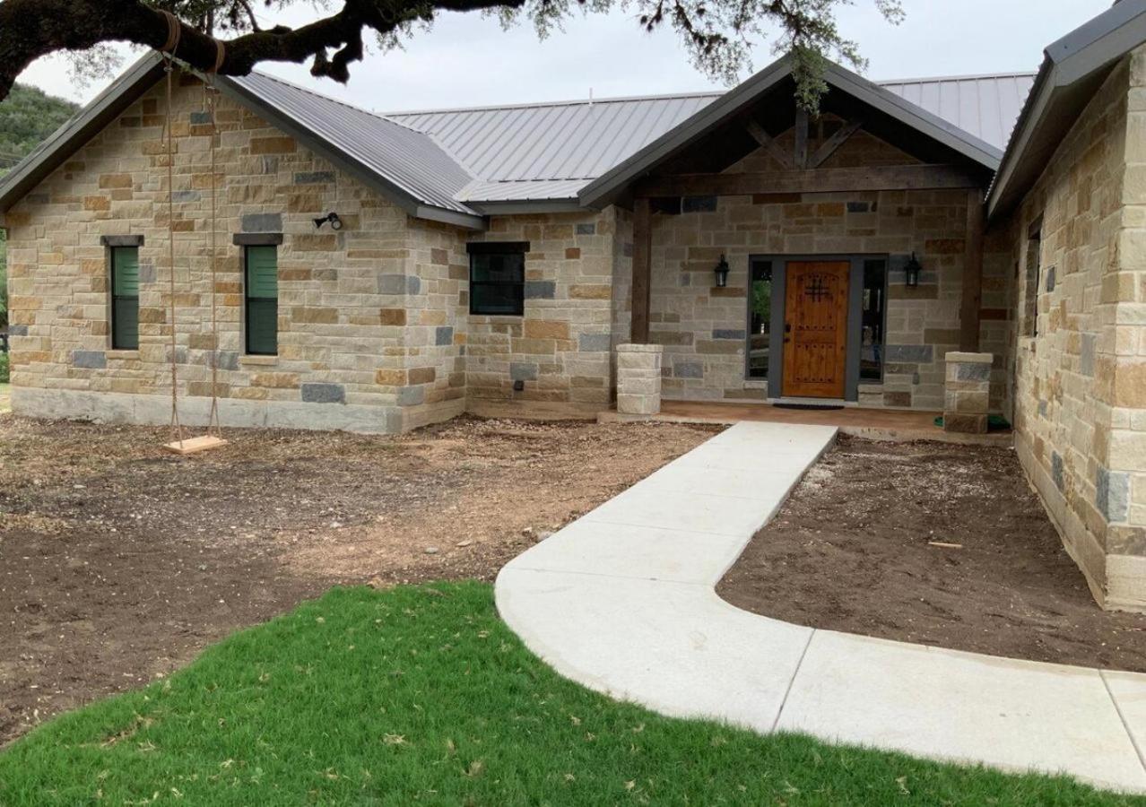 Heartstone Lodge Concan Bagian luar foto